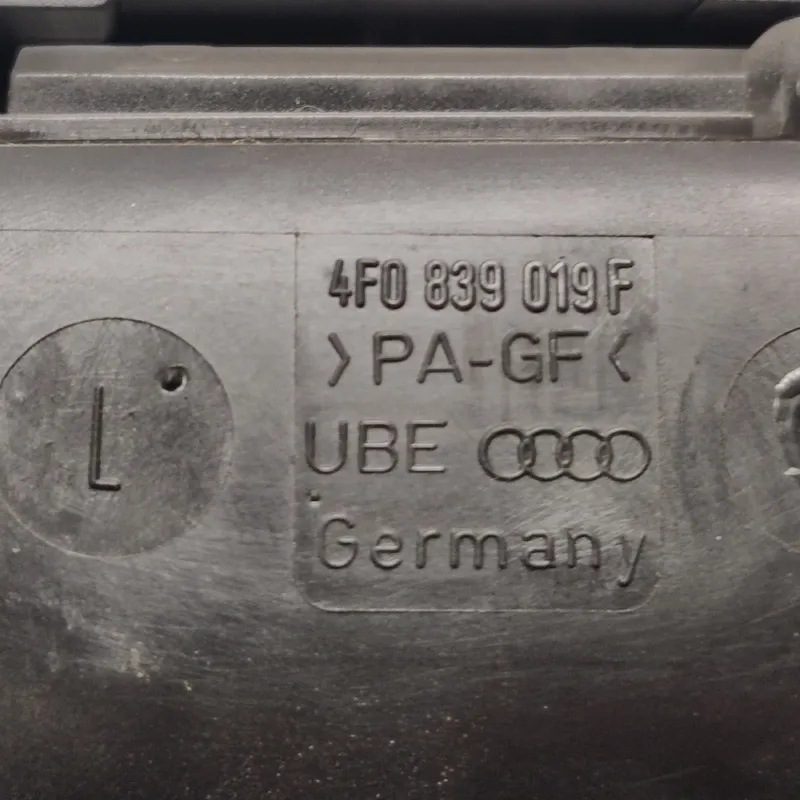 Ручка внутр. Audi A6 C6 (04-11) 2.0 TDI з.л. OEM 4f0839019f