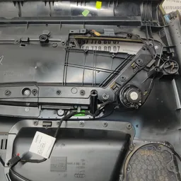 Карта дверна Audi A6 C6 04-11 2.0 TDI зад. пр. OEM 4f0867306 фото 4