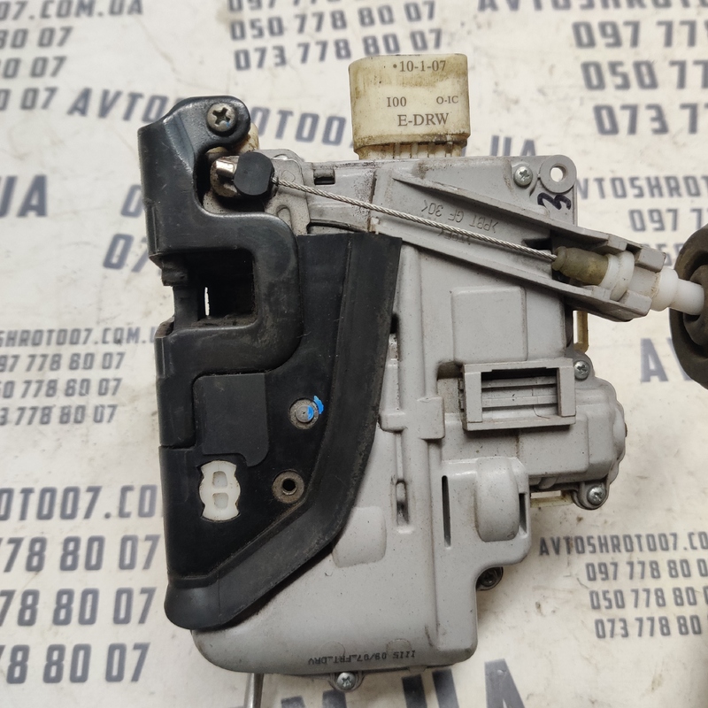 Замок дверей Audi A6 C6 (04-11) 2.0 TDI п.пр. OEM 4f2837016b фото 2