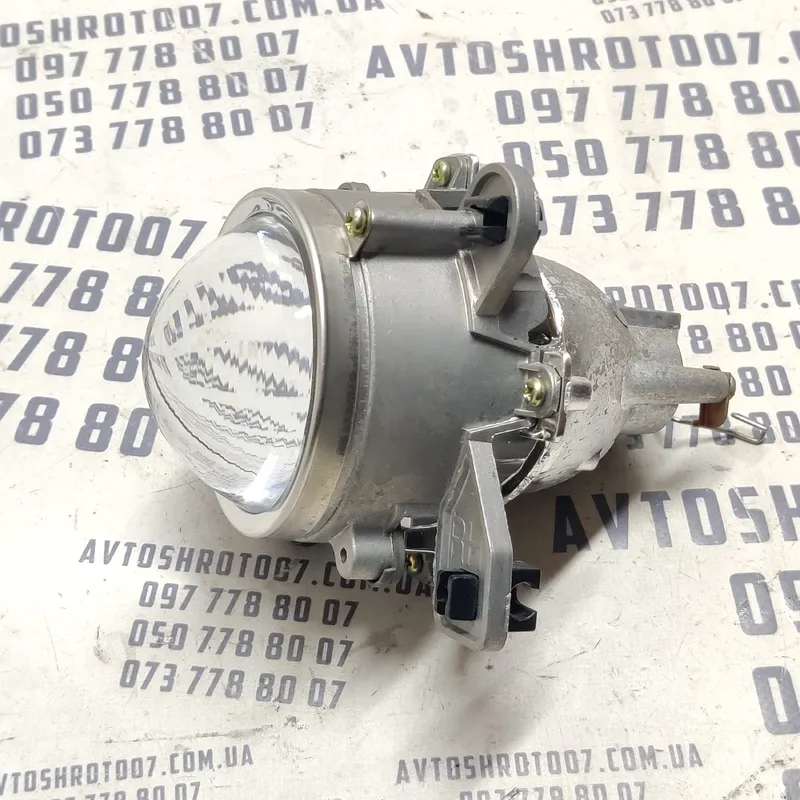 Лінза фари Hyundai Sonata IV (98-04) 2.0 бенз передня права