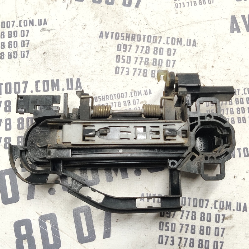 Ручка Audi A6 C6 (04-11) 2.0 TDI задня права OEM 4f0837886 фото 2