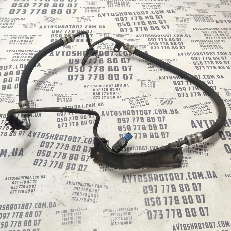 Трубка кондиціонера Peugeot Partner 96-08 1.4 OEM 964109948
