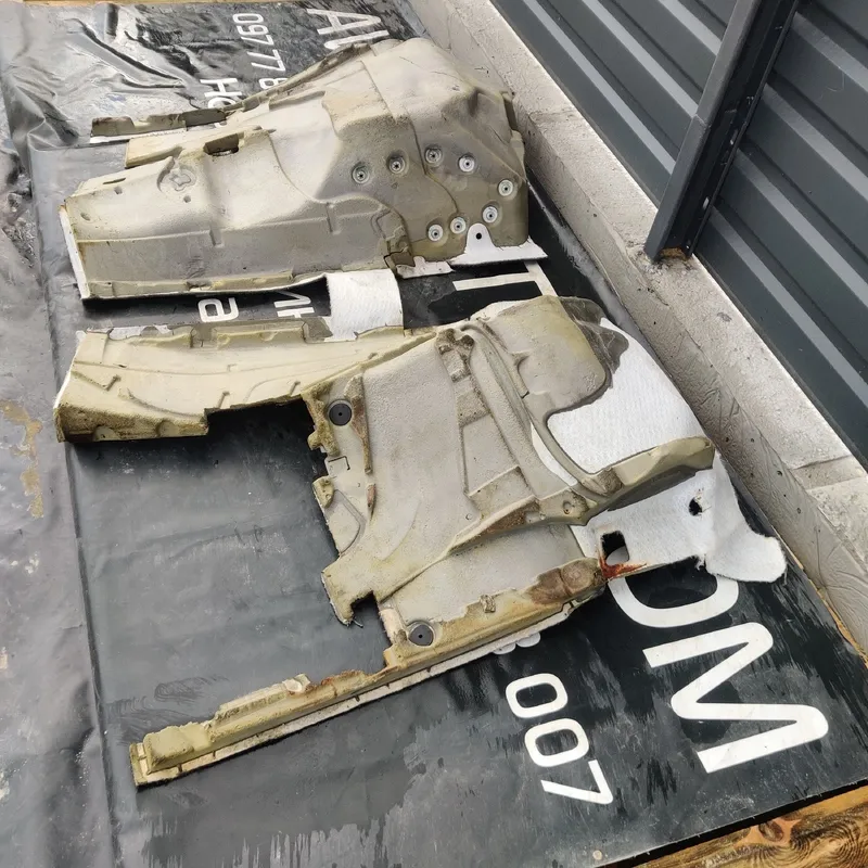 Ковролін Audi Q7 4L (05-15) 3.6 бенз передній OEM 4l1863103
