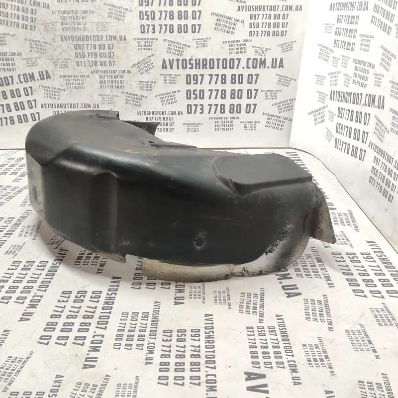 Підкрилок Peugeot Partner 1 96-08 1.4 лівий зад. 9625490880