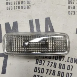 Плафон Audi A6 C6 (04-11) 2.0 TDI передній OEM 4D0947105A