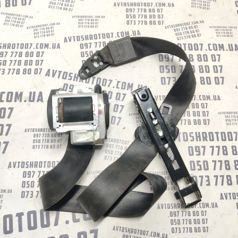 Ремінь безпеки Audi A6 C6 04-11 2.0 TDI лівий OEM 4f0857705a