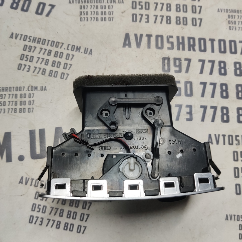Дефлектор обдуву Audi A6 C6 (04-11) 2.0 TDI OEM 4f0819203