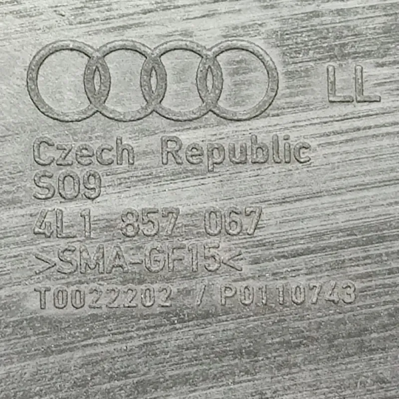 Торпедо Audi Q7 4L (05-15) 3.6 Benzin OEM 4l1857067