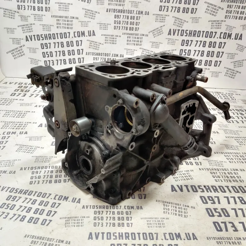 Блок двигуна Audi A6 C6 (04-11) 2.0 TDI OEM BRE