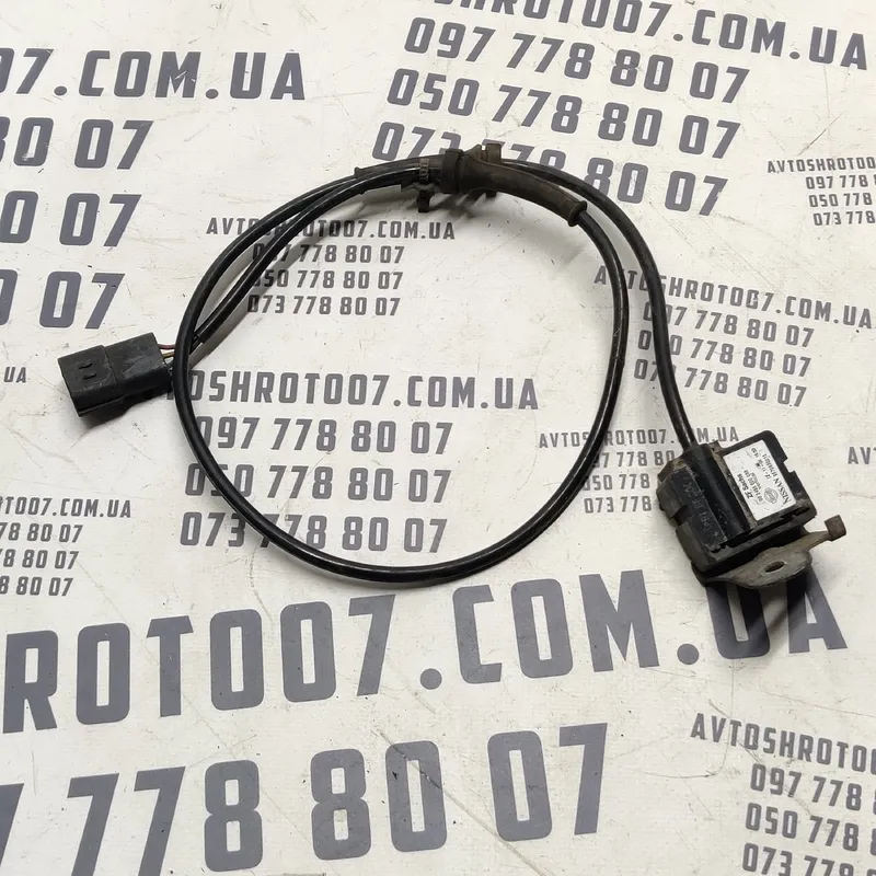 Датчик підвіски Infiniti FX 35 3.5 передній OEM 988051cf0a