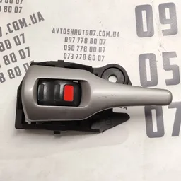 Ручка дверна внутрішня Toyota Corolla 06-13 1.6 задня права