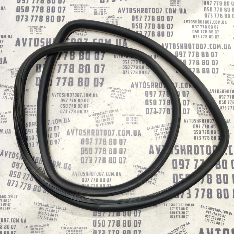 Ущільнювач VW Bora 98-05 1.9 TDI зад. прав. OEM 1j9867368c