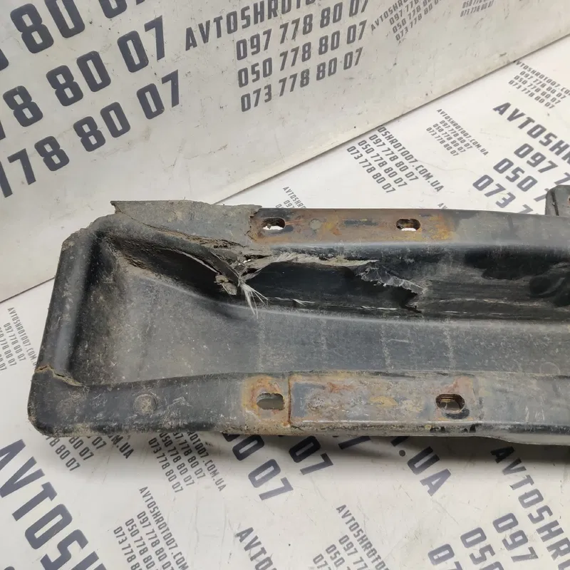 Підсилювач бампера Hyundai Sonata 98-05 Зад OEM 8663138000