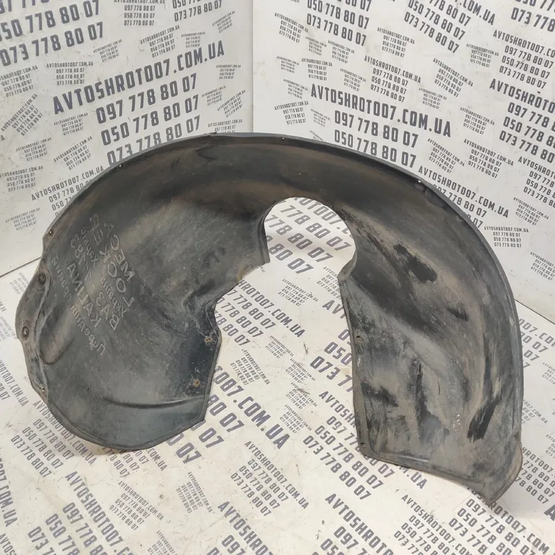 Підкрилок ВАЗ Kalina (04-13) 1.4 Бенз. пер. пр. OEM 11183