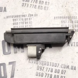 Плафон номера Dacia Logan 04-12 1.6 Бенз Зад OEM 7700433414 фото 3