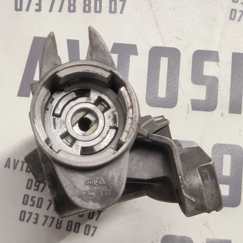 Замок запалювання Volkswagen Bora (98-05) 1.9 TDI 4B0905851C