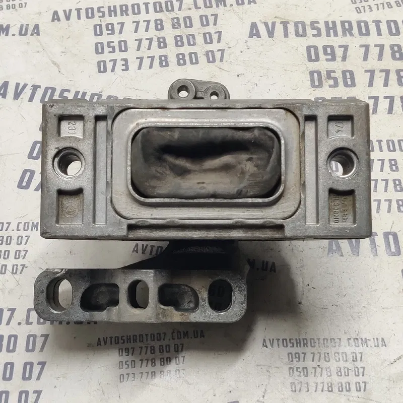 Подушка двигуна VW Bora 98-05 1.9 TDI права OEM 1j0199262ck