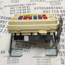 Блок запобіжників Hyundai Sonata IV 98-05 2.0 OEM 911203d200 фото 3