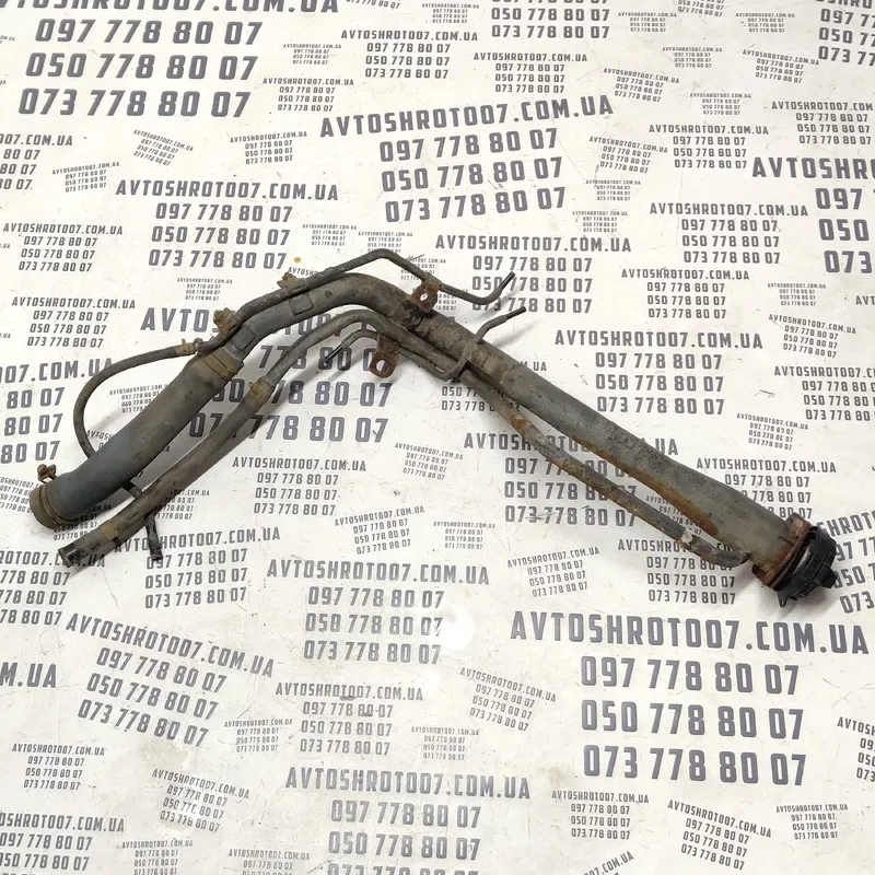 Горловина бака Hyundai Sonata IV (98-05) 2.0 OEM 3103638200