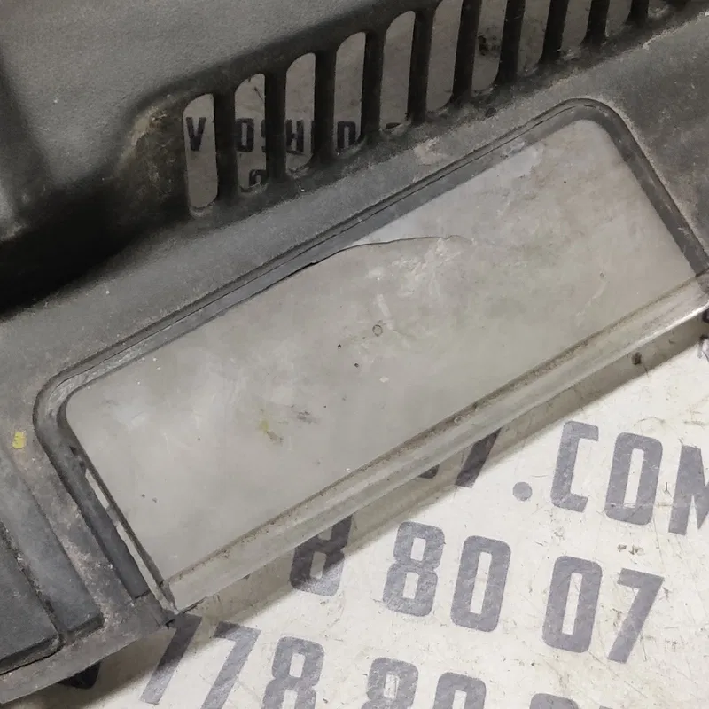 Жабо Volkswagen Bora (98-05) 1.9 TDI OEM 1j1819415b
