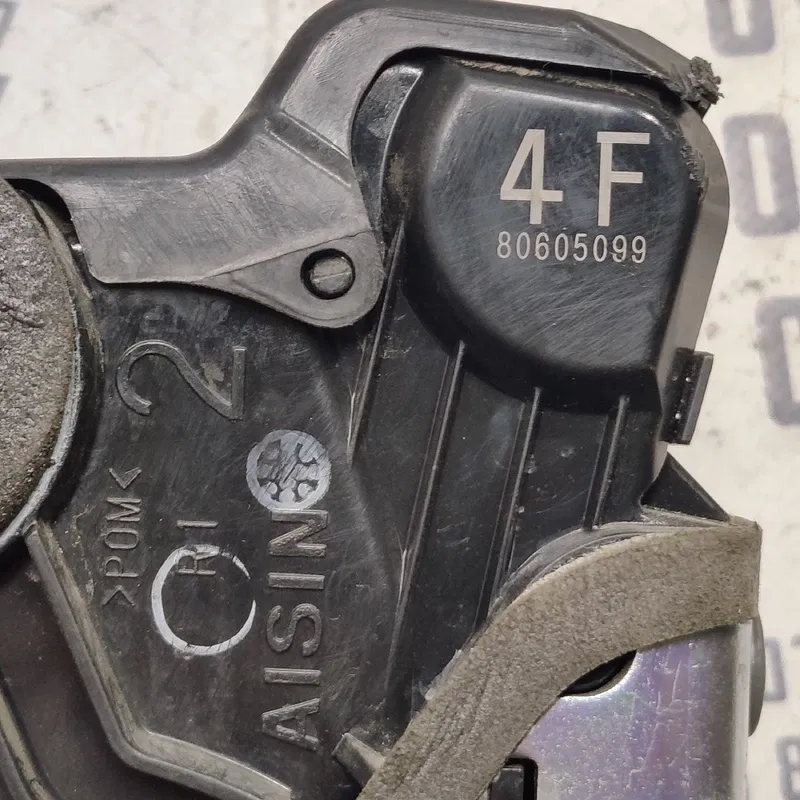 Замок дверей Toyota Corolla (06-13) 1.6Б Пр Пер OEM 80605099