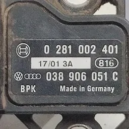 Датчик тиску Volkswagen Bora (98-05) 1.9 TDI OEM 038906051C фото 5