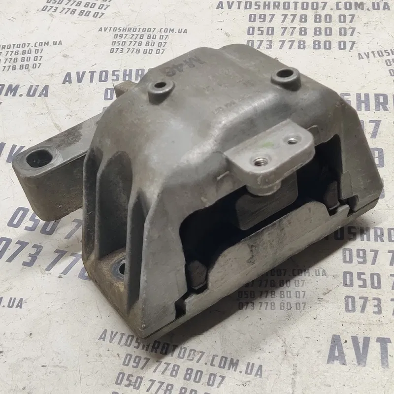 Подушка двигуна VW Bora 98-05 1.9 TDI права OEM 1j0199262ck