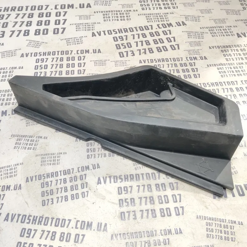 Пластик багажника Toyota Corolla (06-13) 1.6 OEM 6449012010
