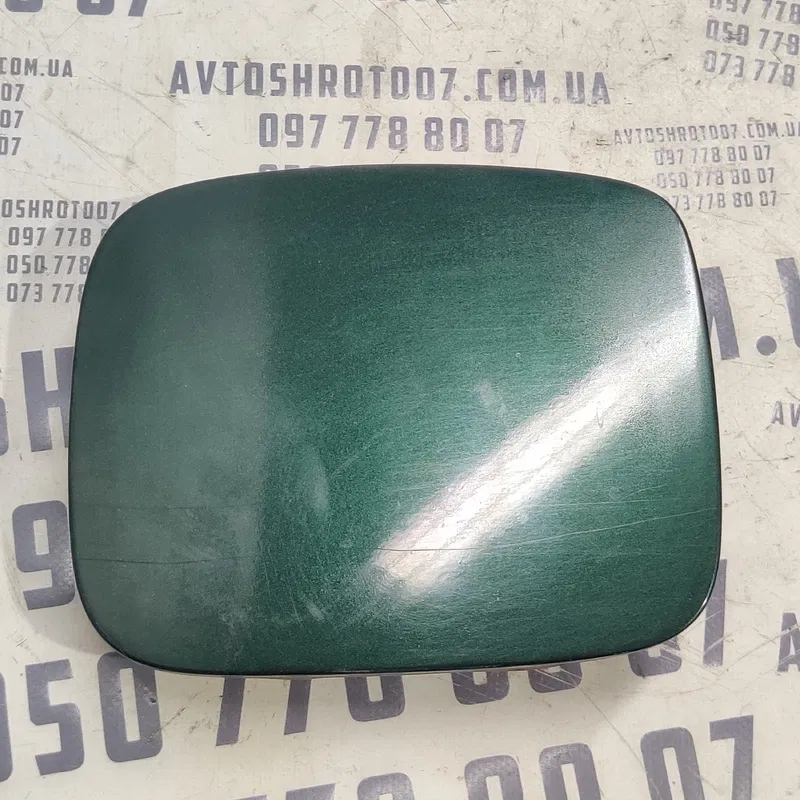 Лючок бака Mazda Premacy (99-05) 1.8 Бензин