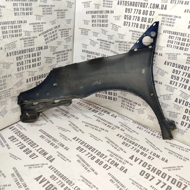 Крило переднє Peugeot 807 02-14 2.2 HDI Праве OEM 1484254080