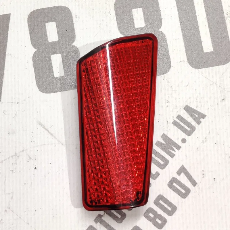 Накладка Peugeot 807 (02-14) 2.2 HDI перед. пр. OEM 82485224