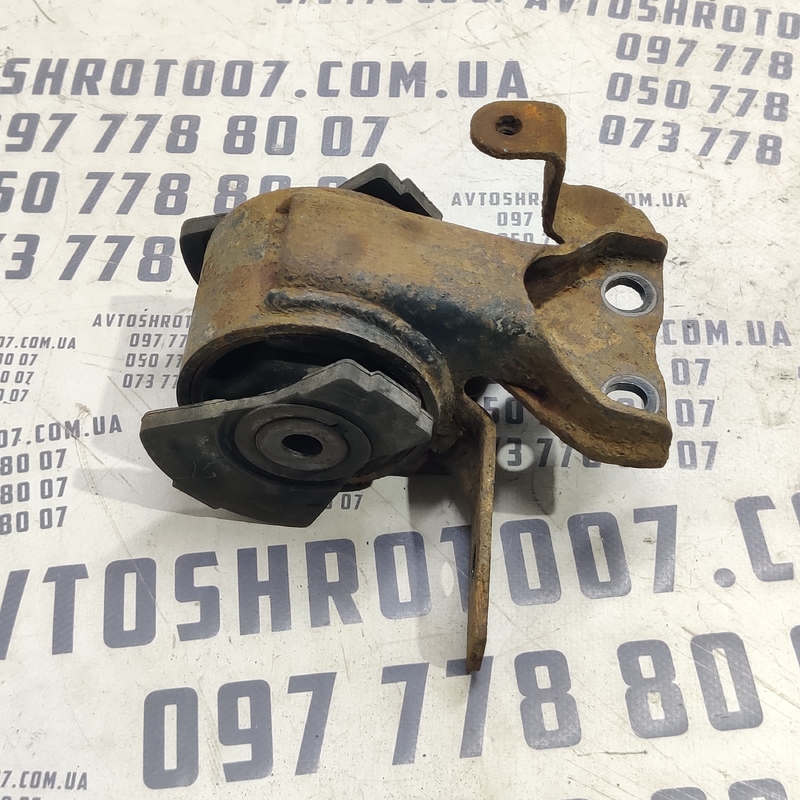 Подушка двигуна Mazda Premacy (99-05) 1.8 FP Бензин ліва