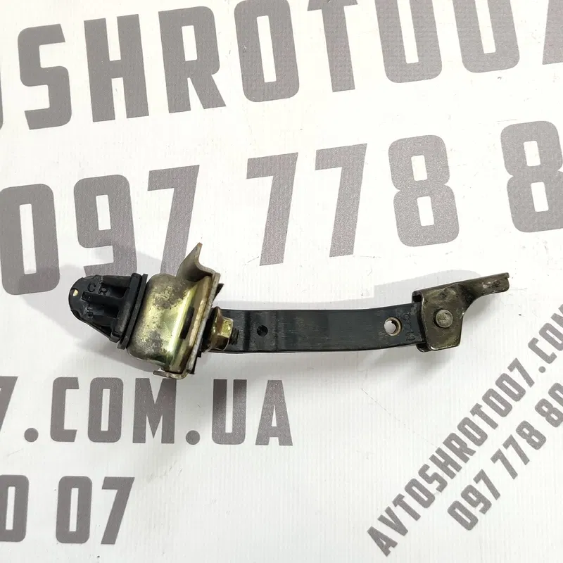 Обмежувач дверей Mazda Premacy (99-05) 1.8 Бензин зад. прав.