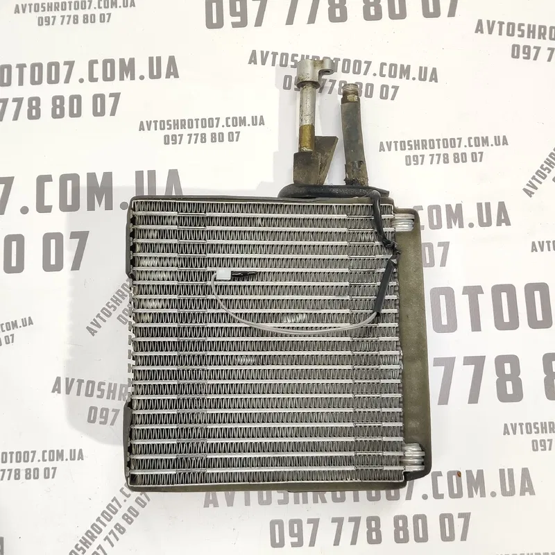 Випарник кондиціонера Mazda Premacy (99-05) 1.8 FP Бензин