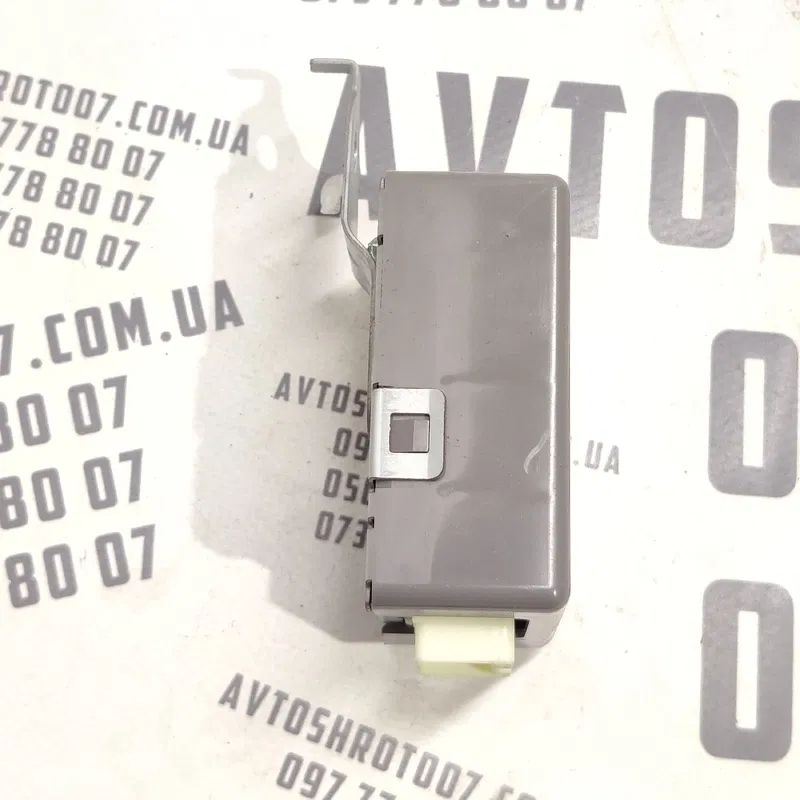 Блок сигналізації Toyota Corolla 06-13 1.6 OEM 8974012051