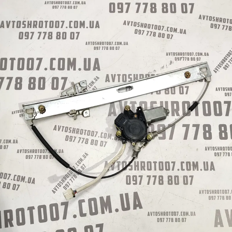 Склопідіймач Mazda Premacy 99-05 1.8Б перед. лів. 8620400021