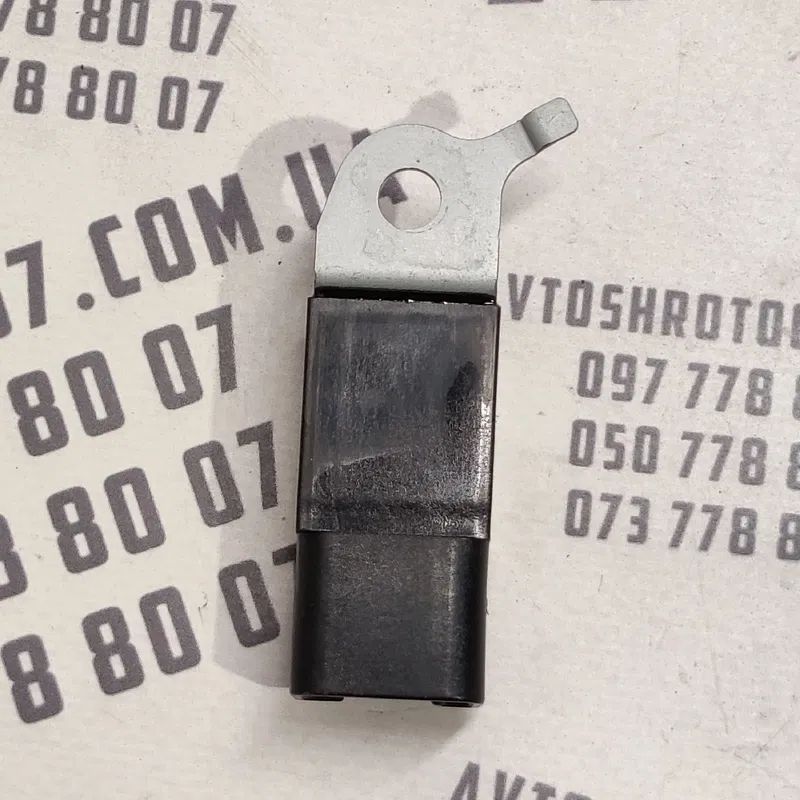 Конденсатор Toyota Corolla 06-13 1.6 Бензин OEM 9098004179