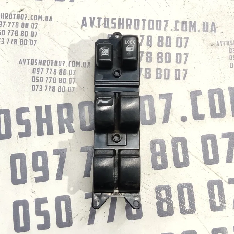 Блок кнопок Mitsubishi Outlander 06-12 2.0D лів OEM 8608a185