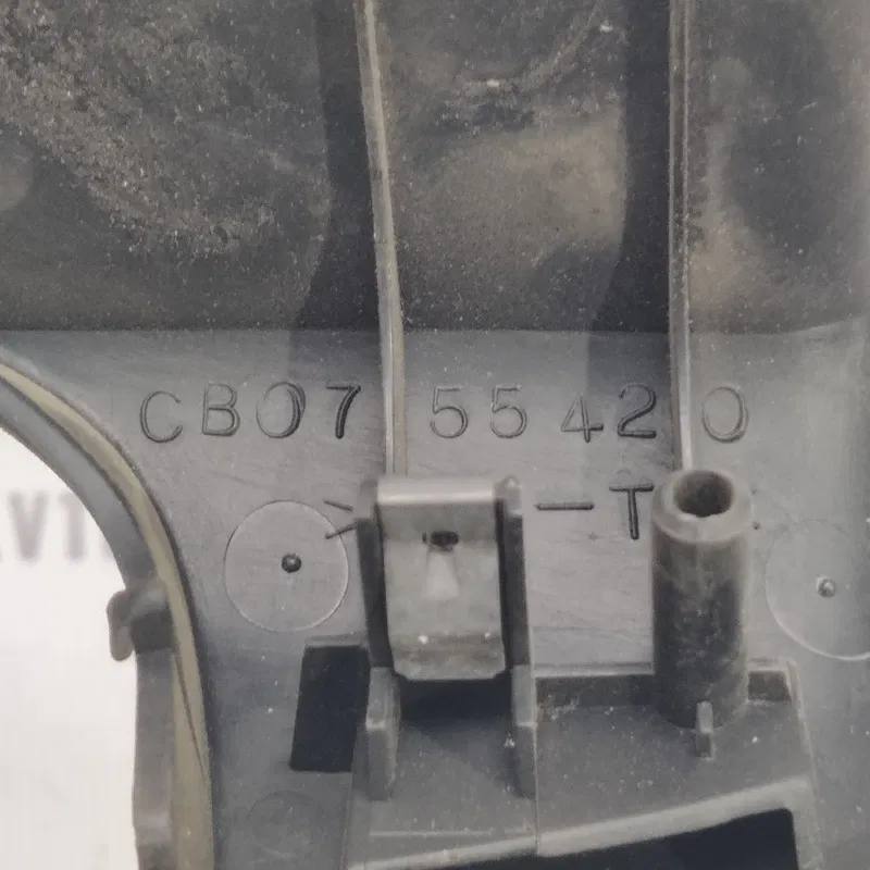 Накладка салону Mazda Premacy 99-05 1.8 Бензин OEM cb0755420