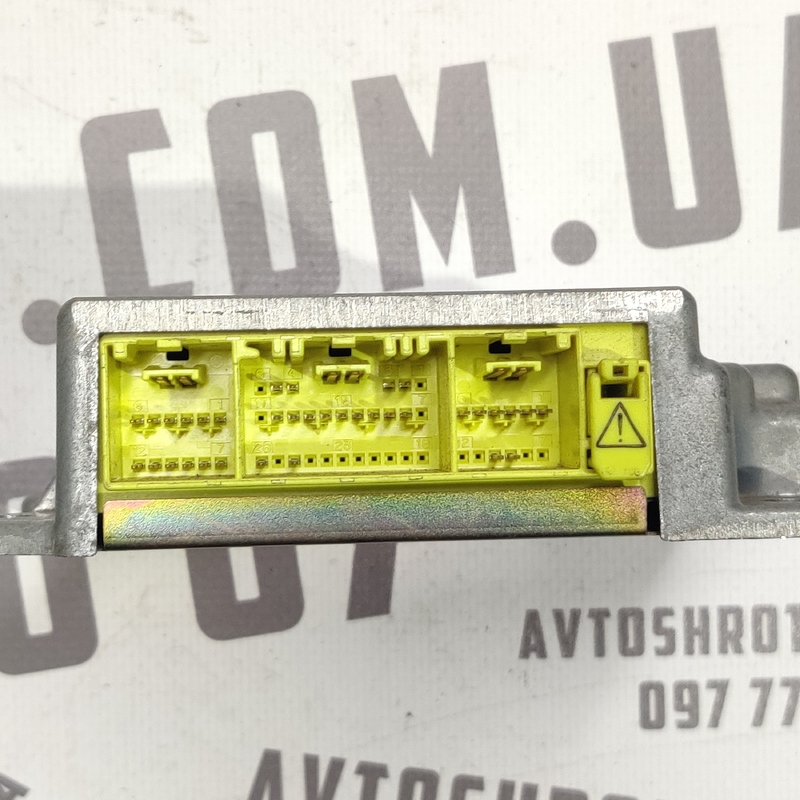 Блок подушок Mazda Premacy (99-05) 1.8 Бензин OEM C10057K30A