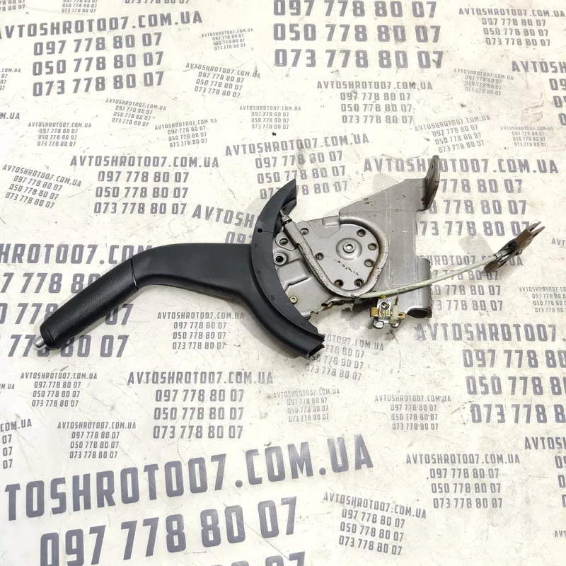 Ричаг ручного тормозу Mitsubishi Outlander XL (06-12) 2.0 D
