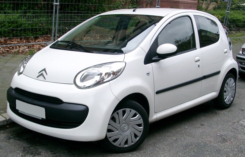Розбираємо Citroen C1 I (2005-2025) 1.0 бензин: кузовні деталі та агрегати