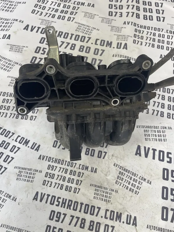 Впускний колектор Citroen C1 (05-14) 1.0 бенз OEM 0361Q7