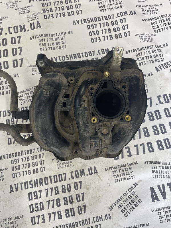 Впускний колектор Citroen C1 (05-14) 1.0 бенз OEM 0361Q7