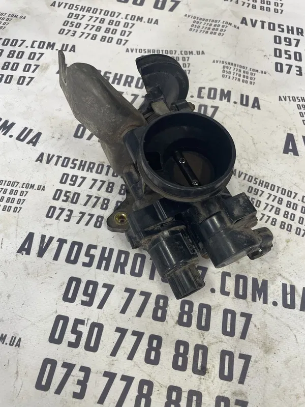 Дросельна заслонка Citroen C1 (05-14) 1.0 бенз OEM 1628XZ