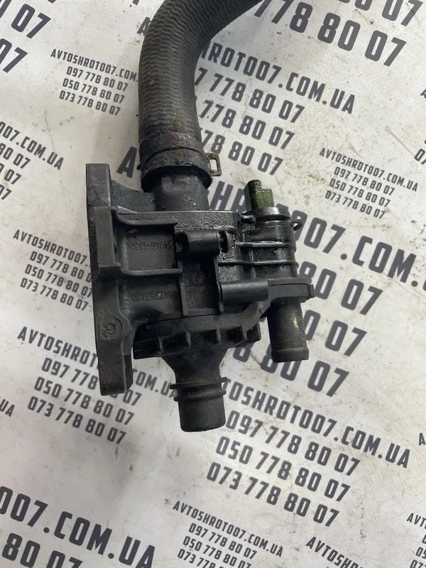 Корпус термостата Ford Focus MK2 (04-11) 1.6D OEM 9647767180