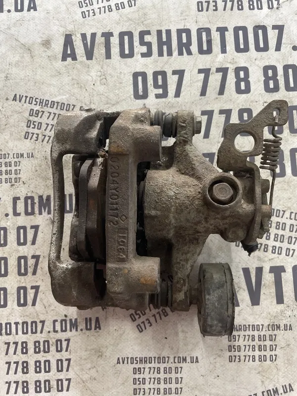 Супорт Jaguar X-Type 01-09 2.1 V6 зад. прав. OEM 0204y01172