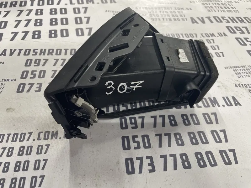 Дефлектор обдуву Hyundai Sonata (09-14) прав. OEM 974903S000