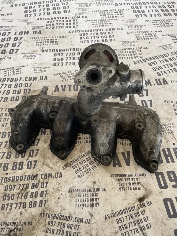 Впускний колектор Ford Focus MK1 (98-04) 1.8D OEM XS409424AF