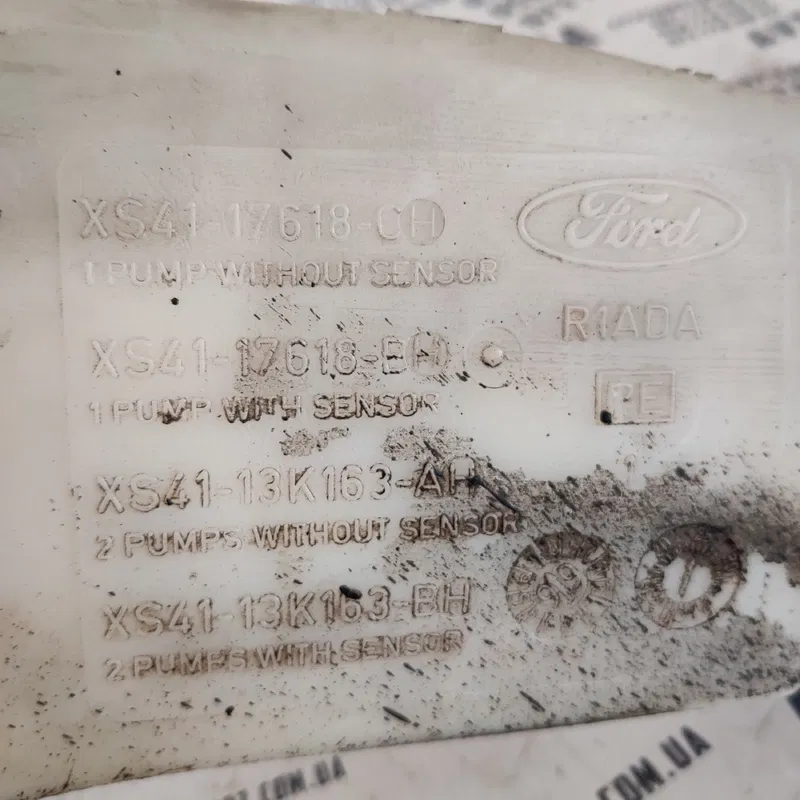 Бачок омивача Ford Focus MK1 (98-04) OEM xs4117618ch